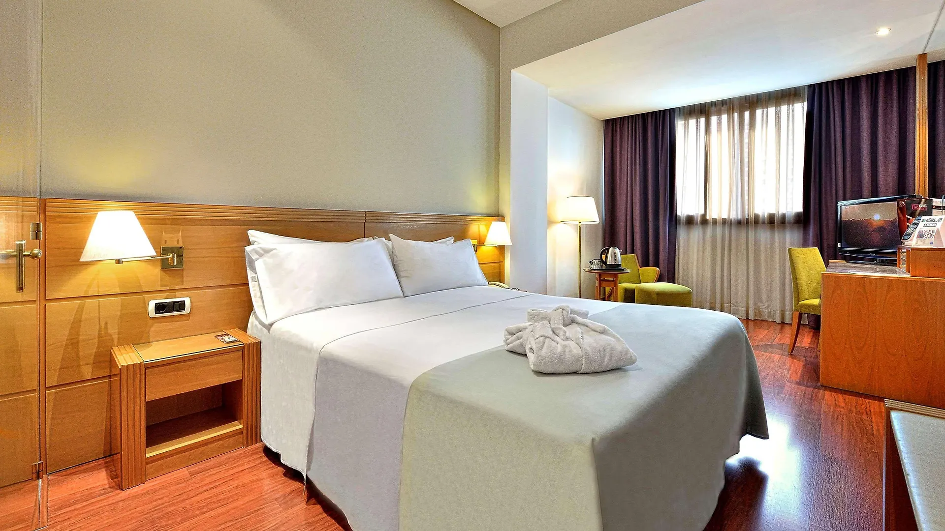****  Hotel Malaga Alameda Centro Affiliated By Melia Spanyolország
